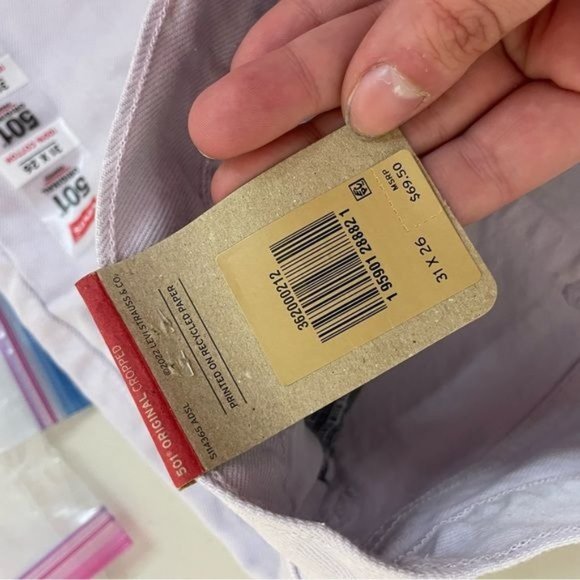 LEVIS WOMENS 501 ORIGINAL CROPPED HIGH RISE WAISTED FITTED STRAIGHT LEG RAW HEM - Picture 5 of 7